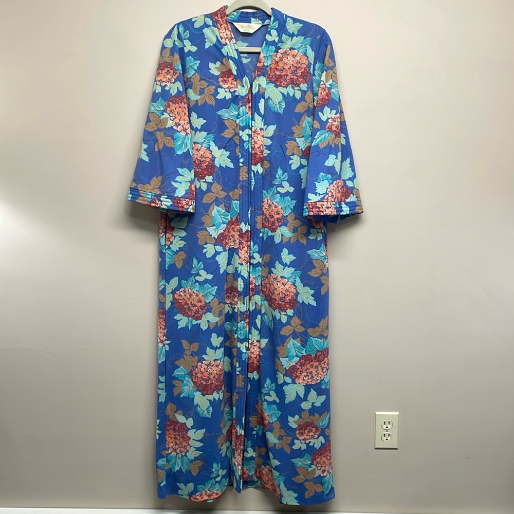 Vintage Sears Take Along Hydrangea Floral 3/4 Kimono Sleeve House Coat Dress